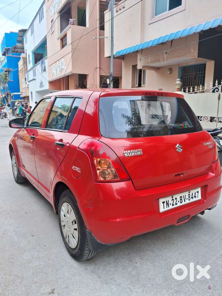 Maruti Suzuki Swift Lxi Bsiv, 2009, Petrol