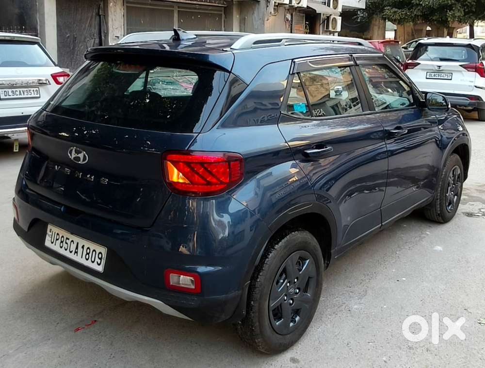 Hyundai Venue 1.2 S Plus, 2022, Petrol