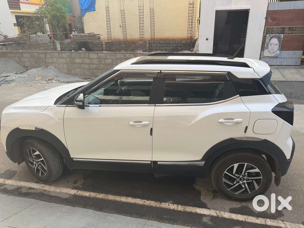 Mahindra Xuv 3xo 2024 Petrol 13700 Km Driven