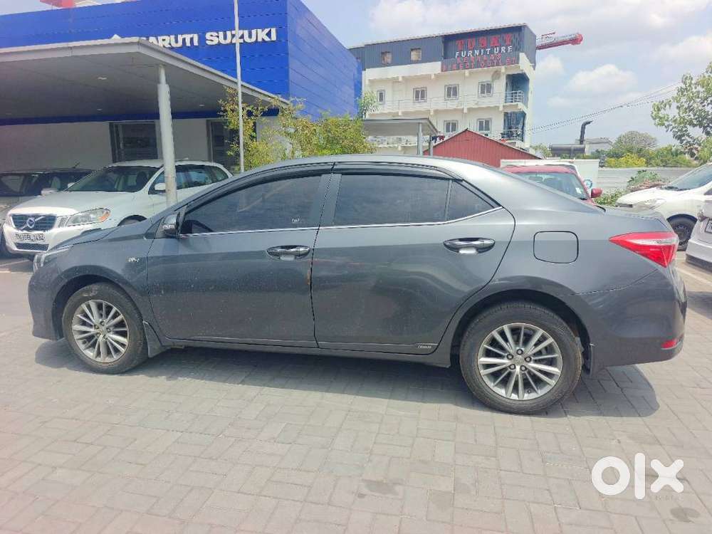 Toyota Corolla Altis 2010-2013 G, 2014, Petrol