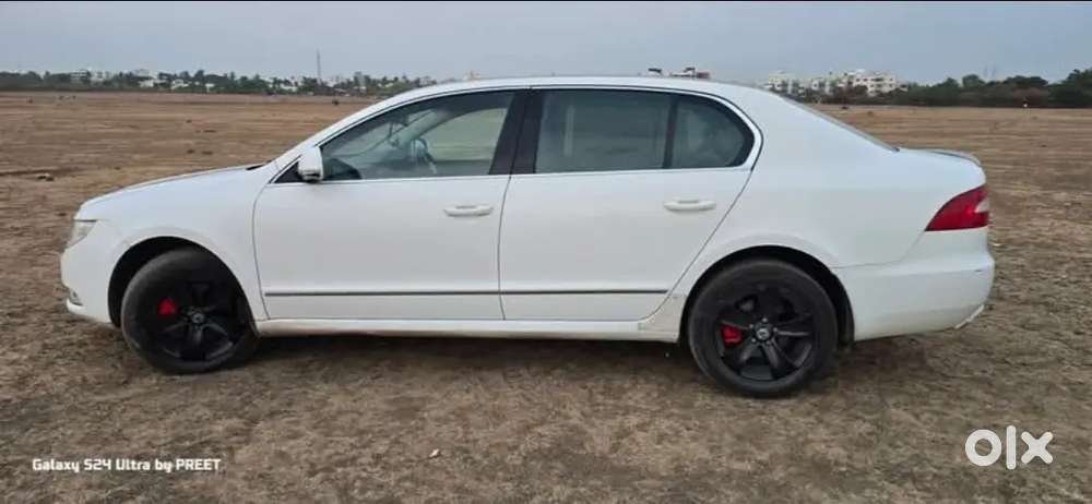 Skoda Superb 2012 Petrol Well Maintained