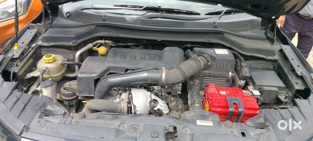 Mahindra Xuv300 W6 Diesel, 2022, Diesel