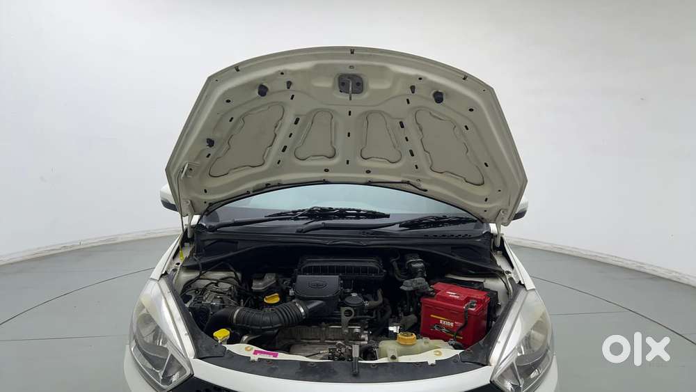 Tata Tiago Xza, 2018, Petrol