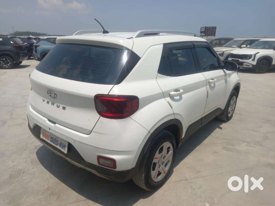 Hyundai Venue S, 2021, Petrol