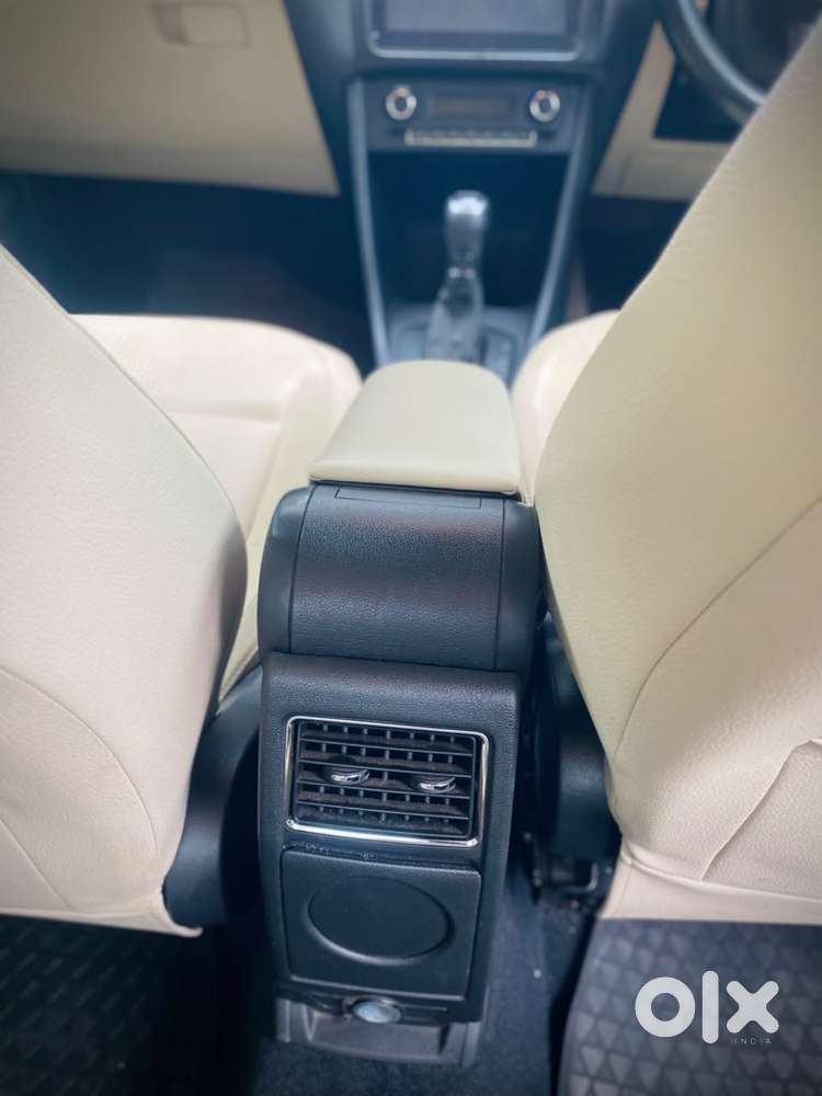 Skoda Rapid 1.0 Style At, 2021, Petrol