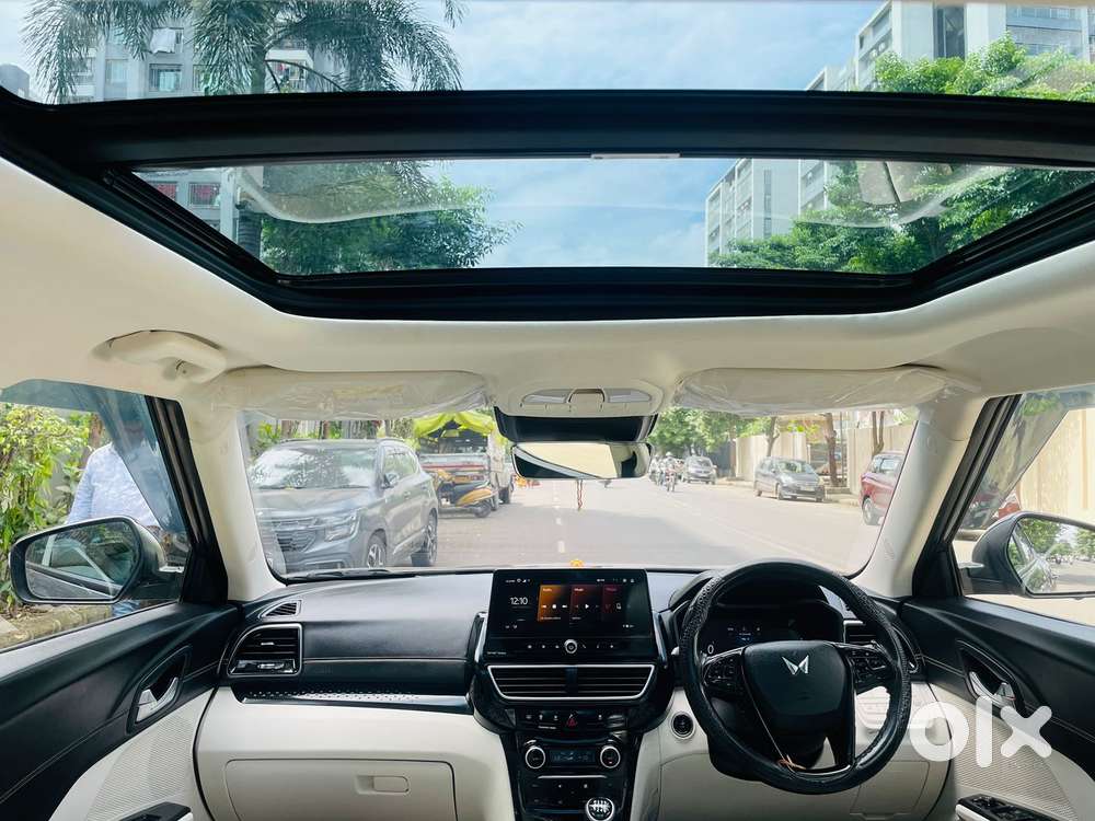 Mahindra Xuv 3xo Ax7 Diesel Mt, 2024, Diesel