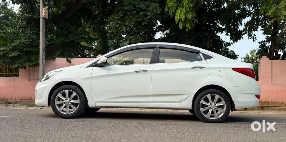 Hyundai Fluidic Verna 1.6 Vtvt S(o), 2011, Petrol