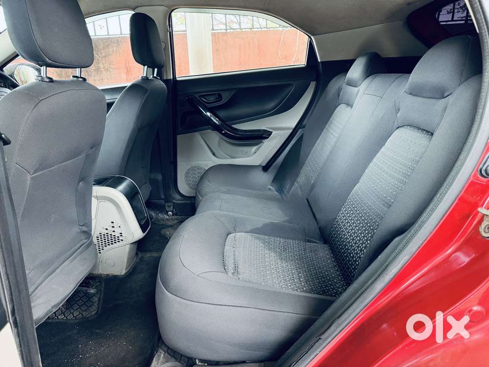 Tata Nexon Kraz Diesel, 2017, Diesel
