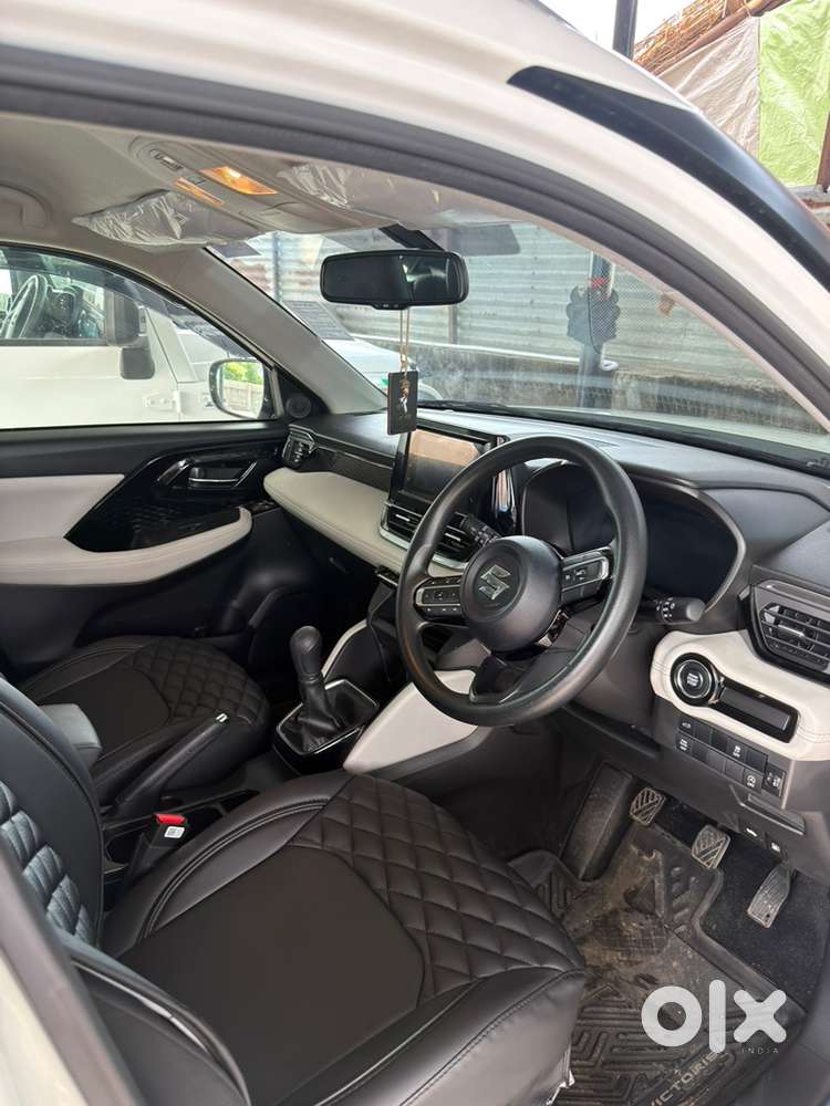 Maruti Suzuki Victoris Zxi 25/2026 Year