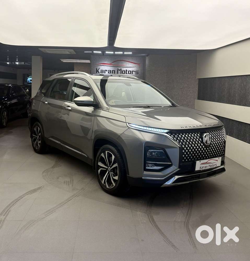 Mg Hector Plus Sharp Pro 1.5 Turbo Petrol Cvt 7 Str, 2023, Petrol