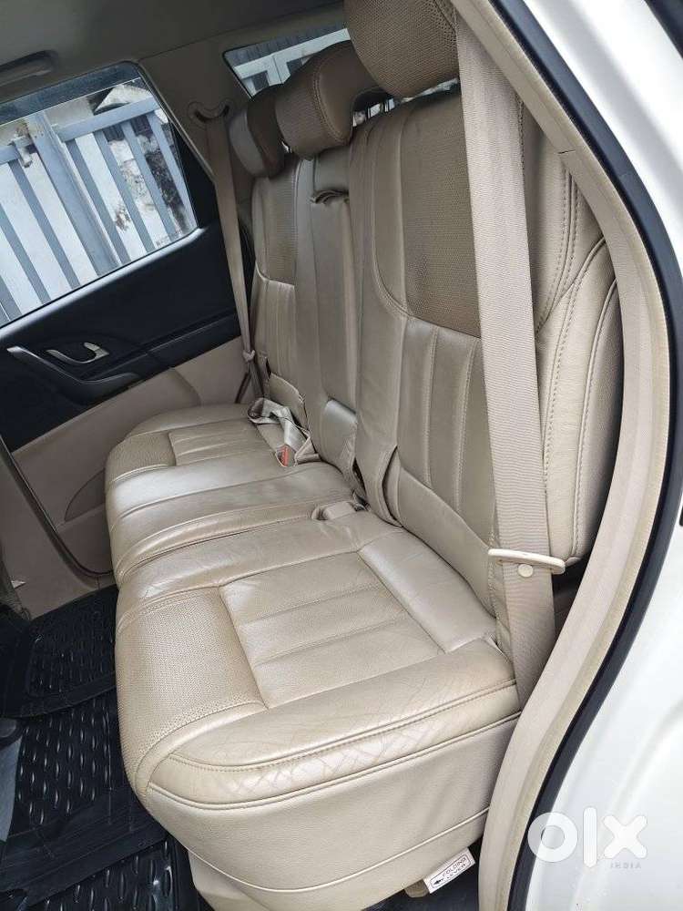 Mahindra Xuv500 2.2 W10, 2015, Diesel