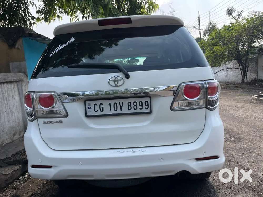 Toyota Fortuner Legender 2014 Diesel 130000 Km Driven