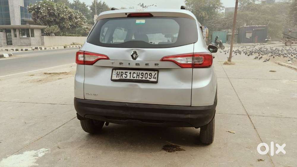 Renault Triber Rxl, 2022, Petrol