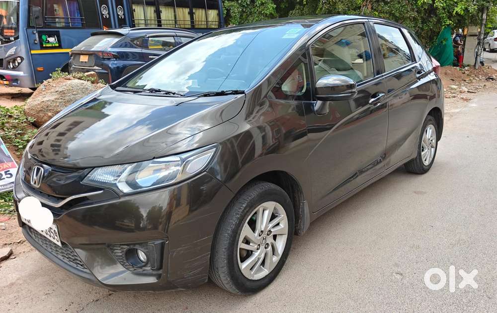 Honda Jazz V Cvt, 2016, Petrol