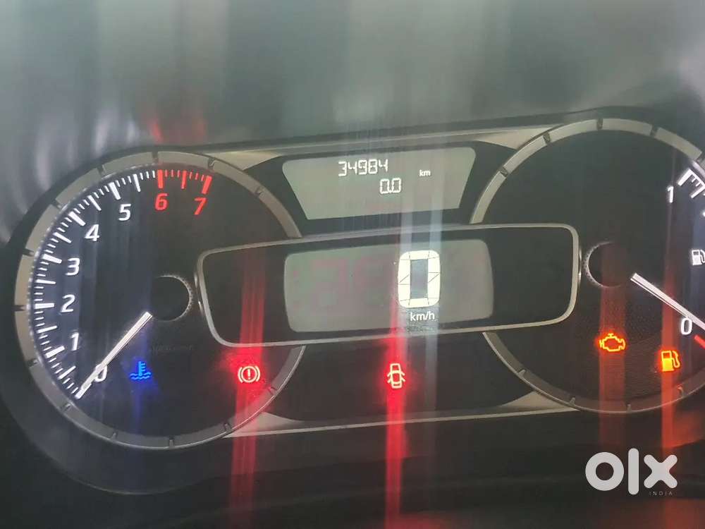 Well Maintained Nissan Kicks Petrol Top Model In Excellent Condition