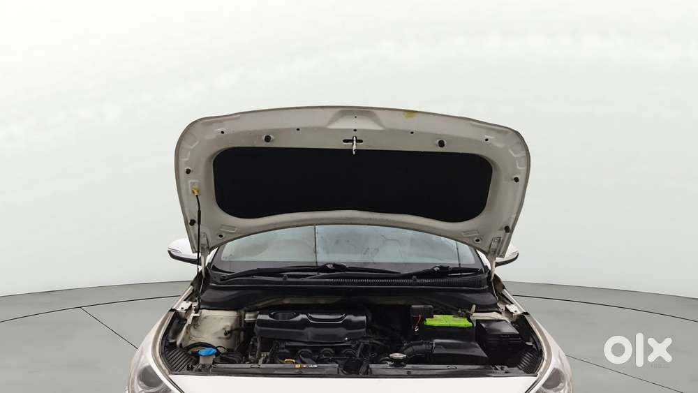 Hyundai Verna 1.6 Sx (o) Vtvt, 2018, Petrol