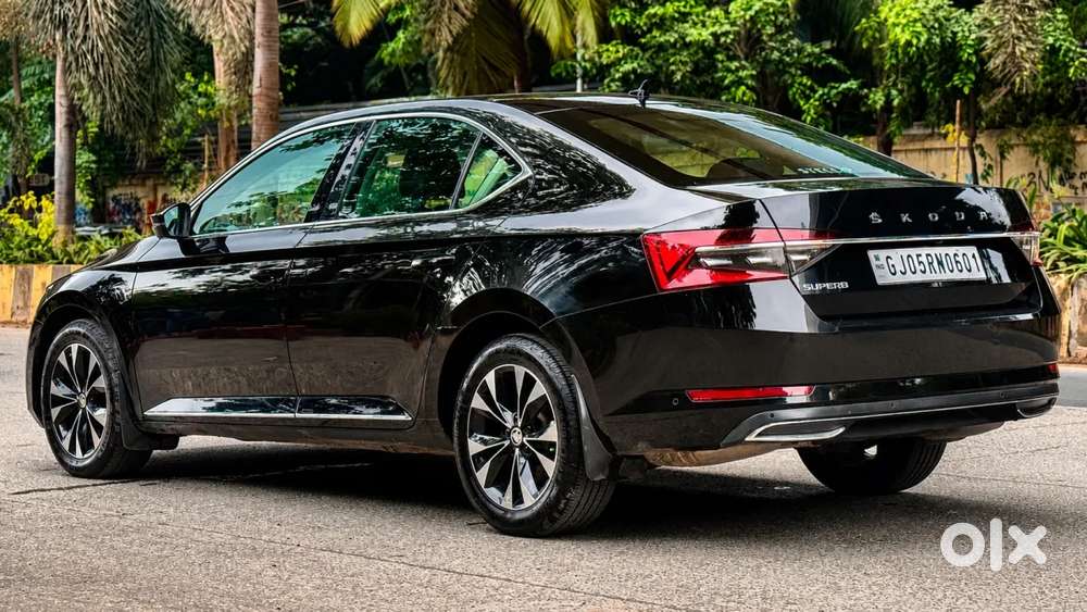 Skoda Superb [ ] 1.8 Style Tsi At, 2021, Petrol