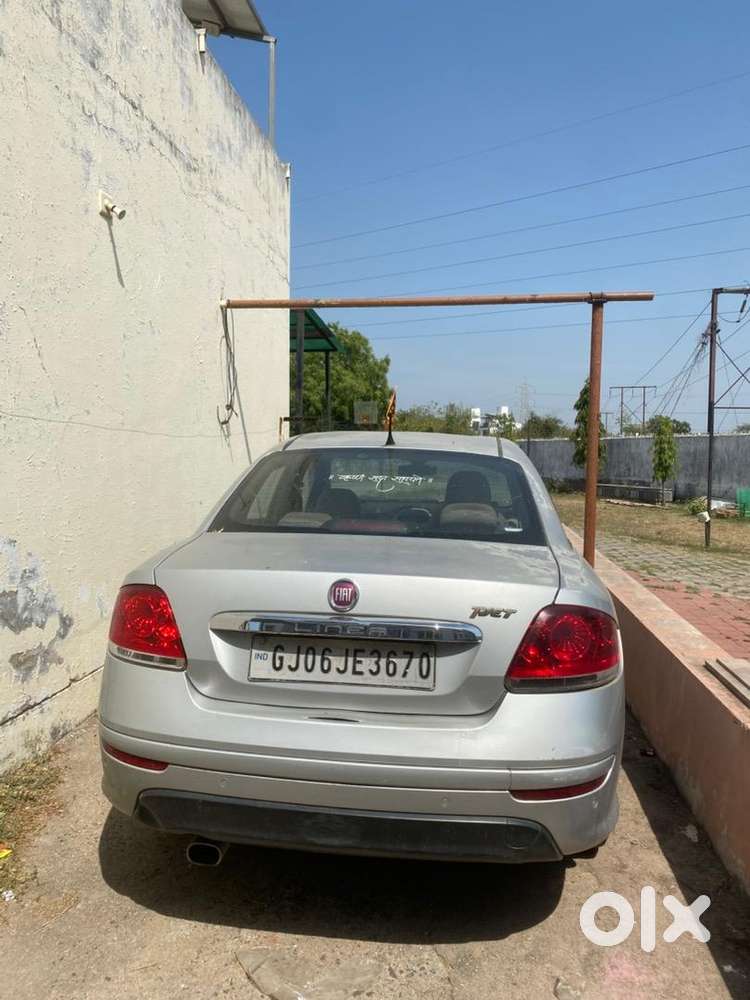 Fiat Linea 2015 Petrol 100000 Km Driven Well Maintaine Car