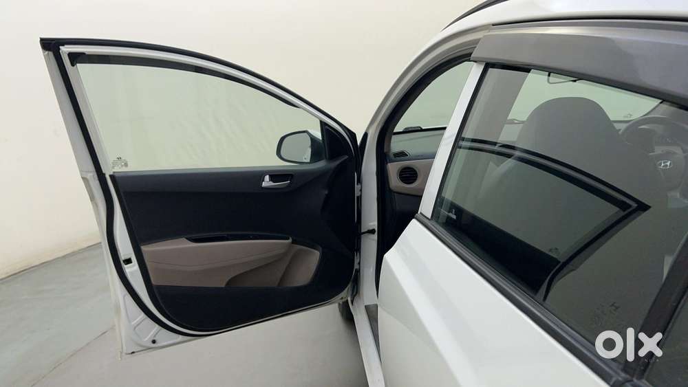 Hyundai Grand I10 1.2 Kappa Sportz, 2016, Petrol