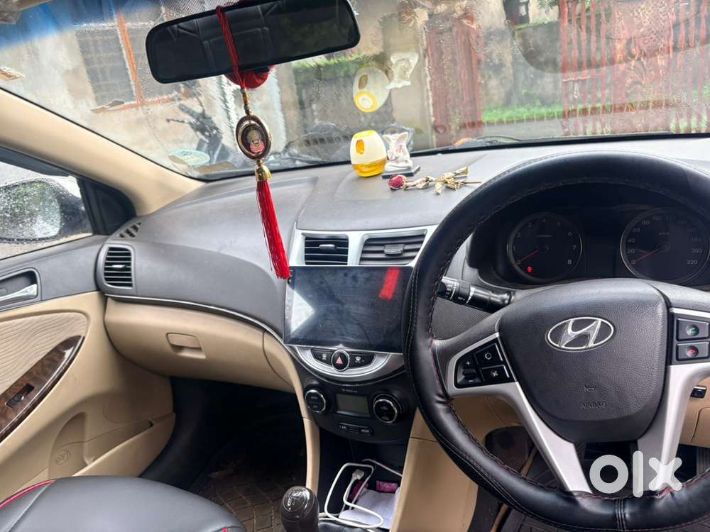Hyundai Fluidic Verna 2011