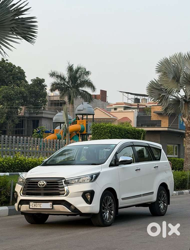 Toyota Innova Crysta 2.4 Gx Limited Edition 7 Str, 2020, Diesel
