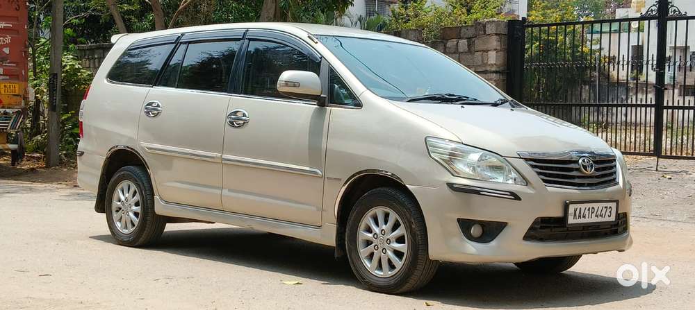 Toyota Innova 2.5 V 7 Str, 2012, Diesel