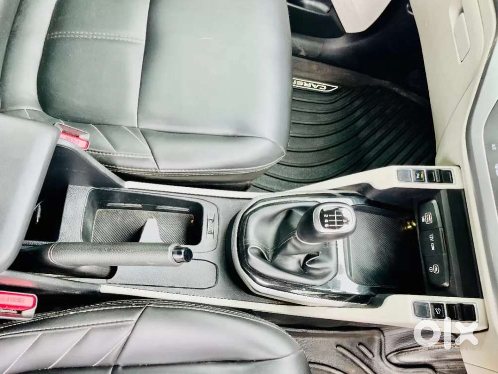 Kia Carens 1.5 Prestige Plus Diesel 7 Str Imt, 2023, Diesel
