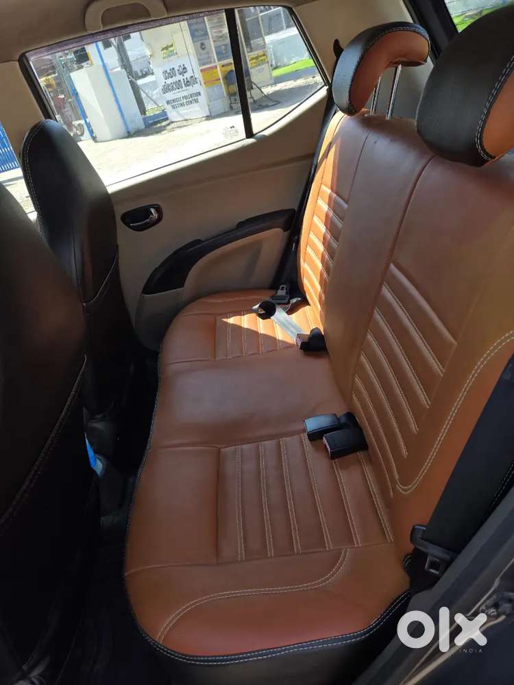 Hyundai I10 2011 Petrol Automatic Well Maintained, New Paper