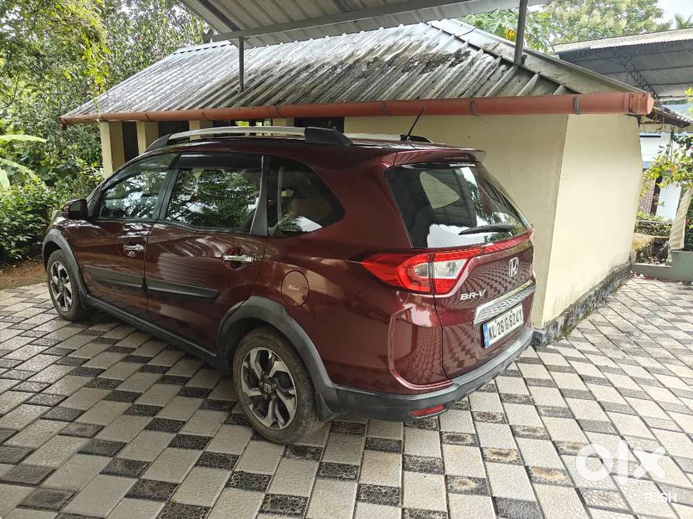 Honda Brv - 7 Seater