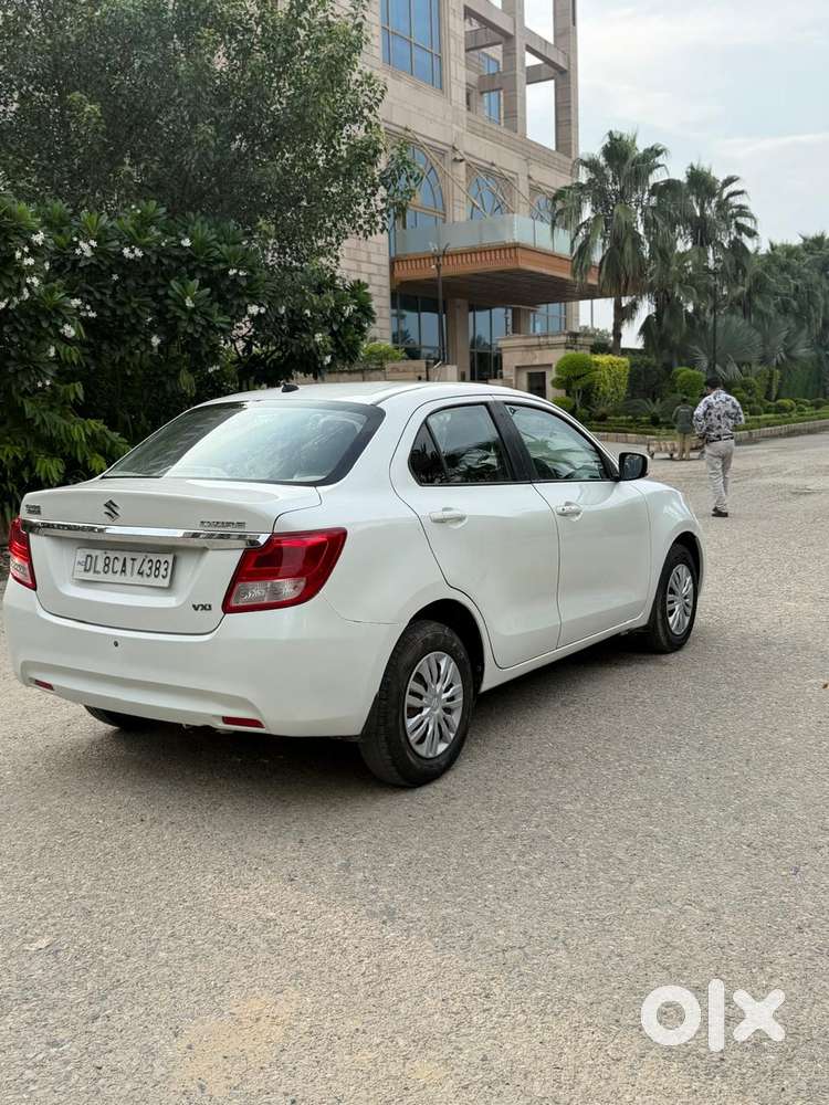 Maruti Suzuki Swift Dzire Vxi(o) Mt, 2018, Cng & Hybrids