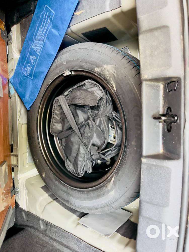 Tata Nexon Pure 1.2 Revotron Petrol 6 Mt, 2026, Petrol