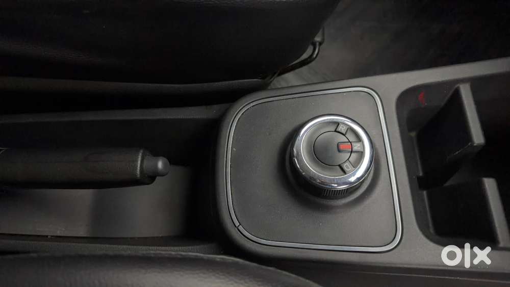 Renault Kwid 2019-ongoing 1.0 Rxt Amt (o), 2020, Petrol