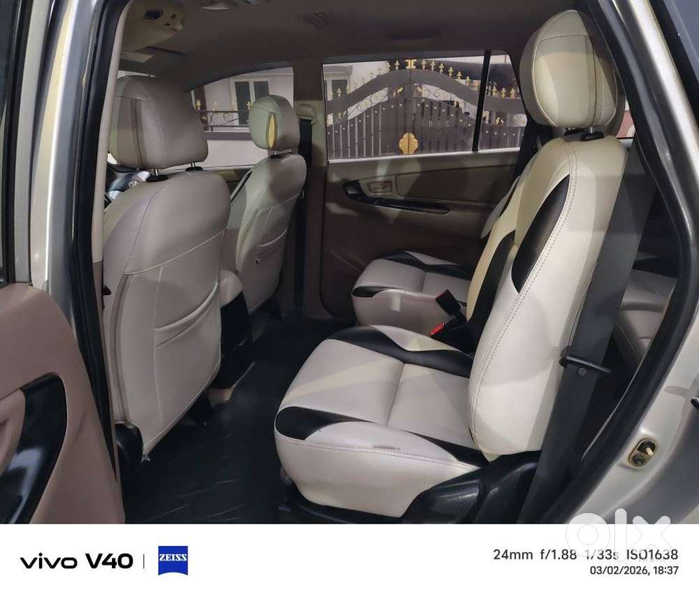 Toyota Innova [2013-2016] 2.5 G4 7 Str, 2015, Diesel
