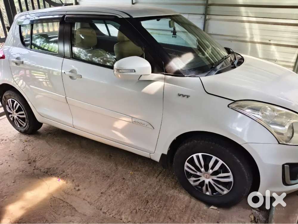 Maruti Suzuki Swift 2015 Petrol 90000 Km Driven Call: