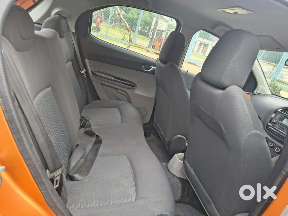 Tata Tiago 1.2 Revotron Xza, 2017, Petrol
