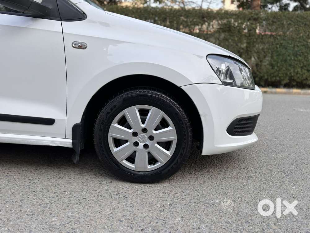 Volkswagen Vento 2010-2013 Petrol Trendline, 2011, Petrol