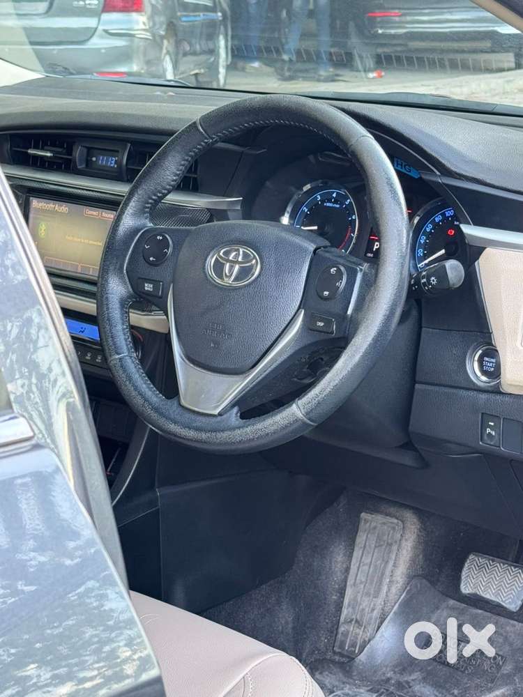 Toyota Corolla Altis Vl, 2015, Petrol