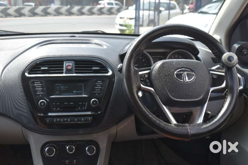 Tata Tiago 1.2 Revotron Xza, 2017, Petrol