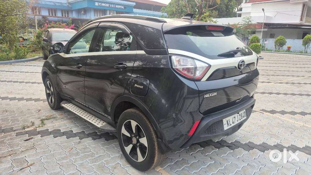 Tata Nexon Amt Xza Plus, 2019, Petrol