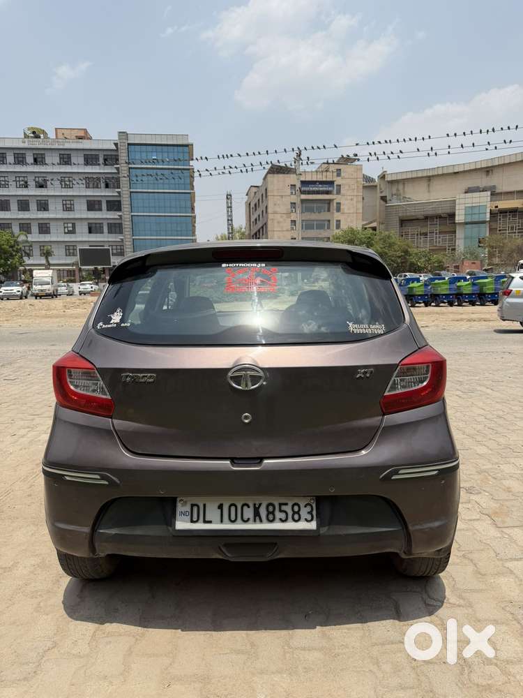 Tata Tiago 1.2 Revotron Xt (o), 2017, Petrol