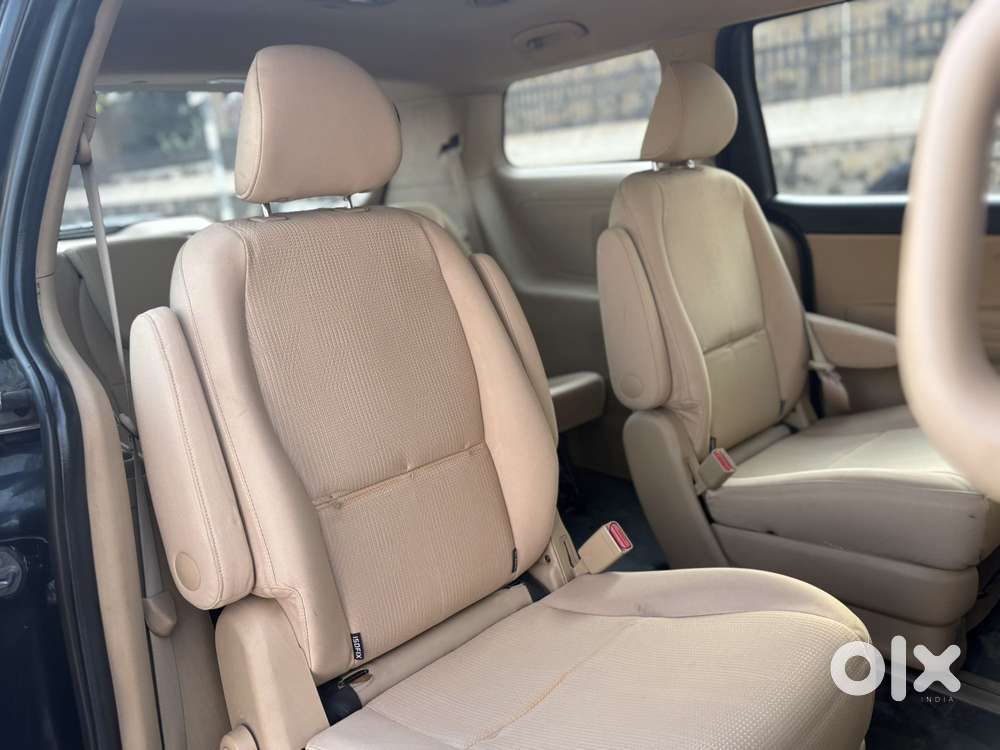 Kia Carnival Premium, 2020, Diesel