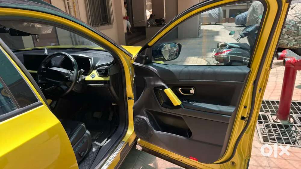 Harrier Adventure Plus Signature Edition