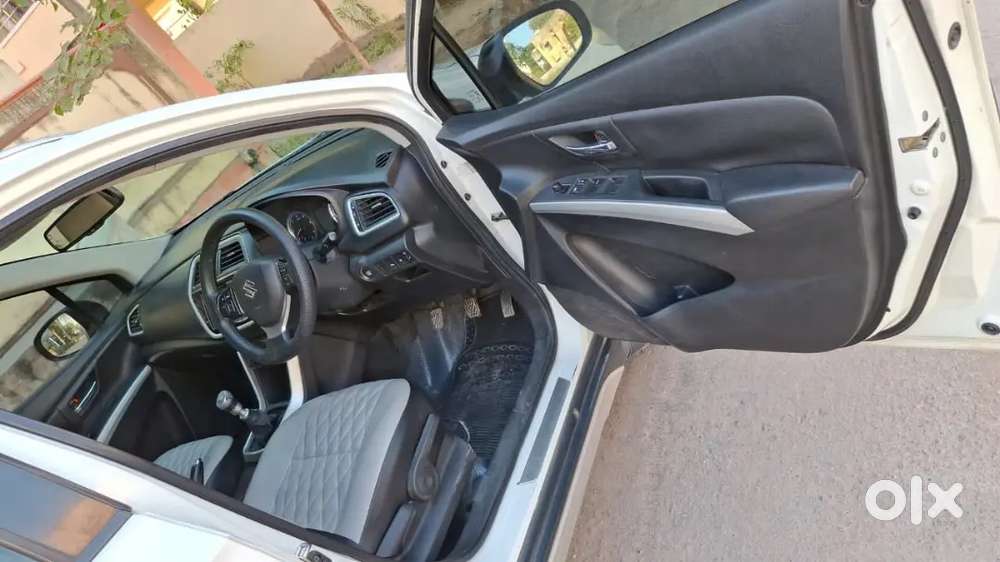 Maruti Suzuki S-cross 2017 Diesel Well Maintained