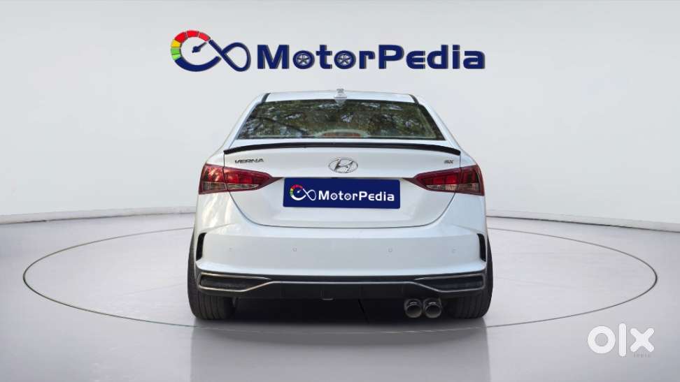 Hyundai Verna 1.5 Sx Petrol Mt, 2022, Petrol