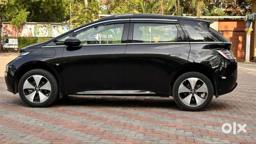 Mg Windsor Ev Essence, 2025, Electric
