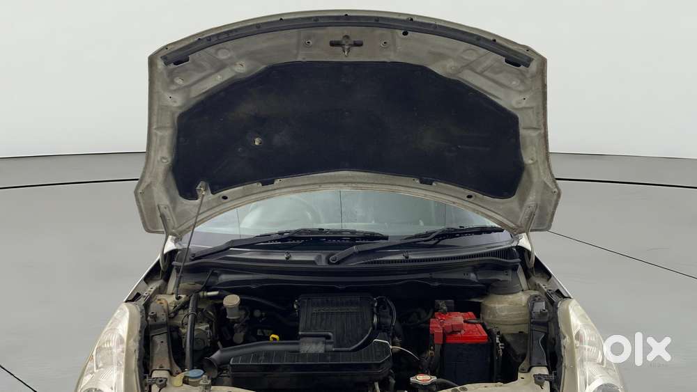 Maruti Suzuki Swift Zxi, 2016, Petrol