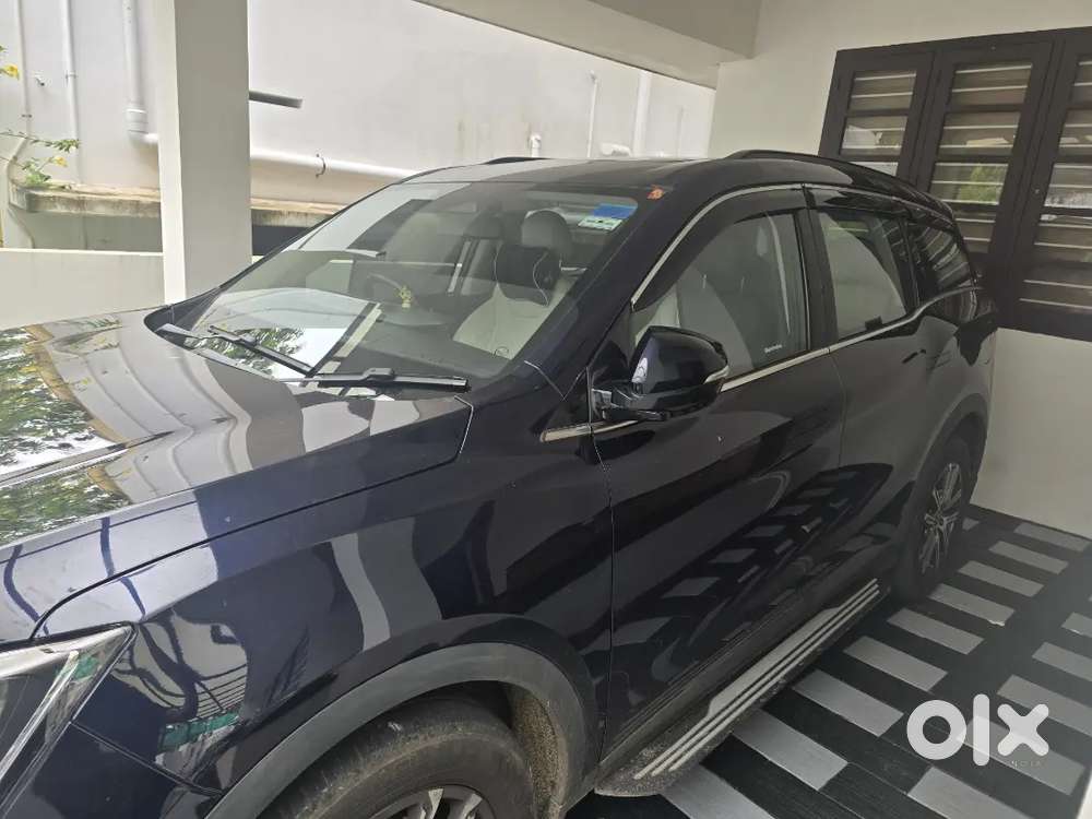 Mahindra Xuv700 2023 Petrol Automatic