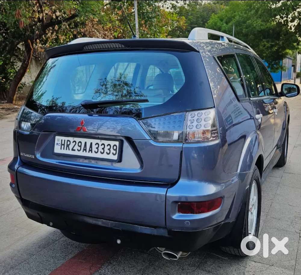 Mitsubishi Outlander, 2011, Petrol