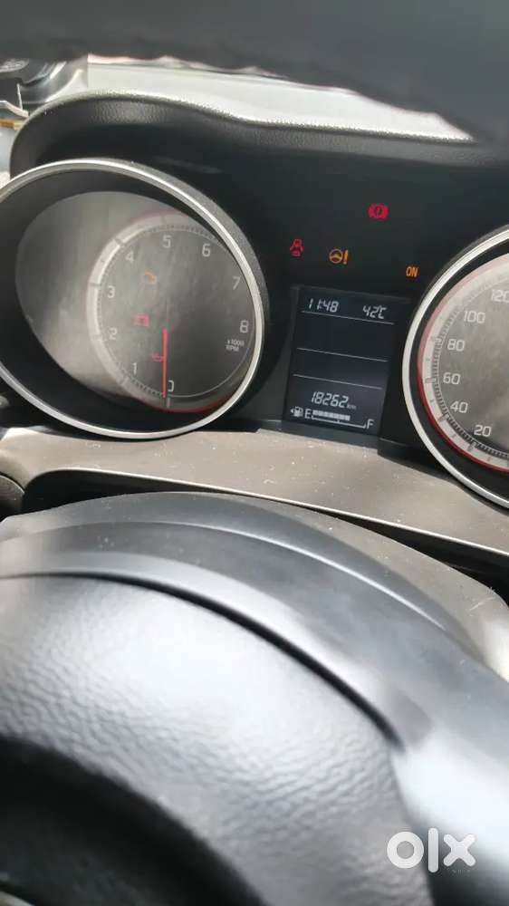 Maruti Suzuki Swift Zxi 2022 Petrol 18262 Km Driven