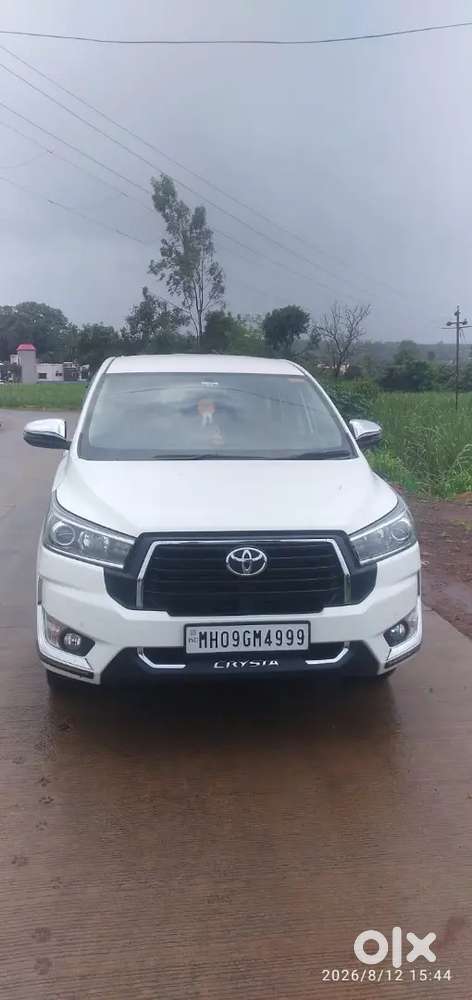 Toyota Innova Crysta 2023 Diesel Manual